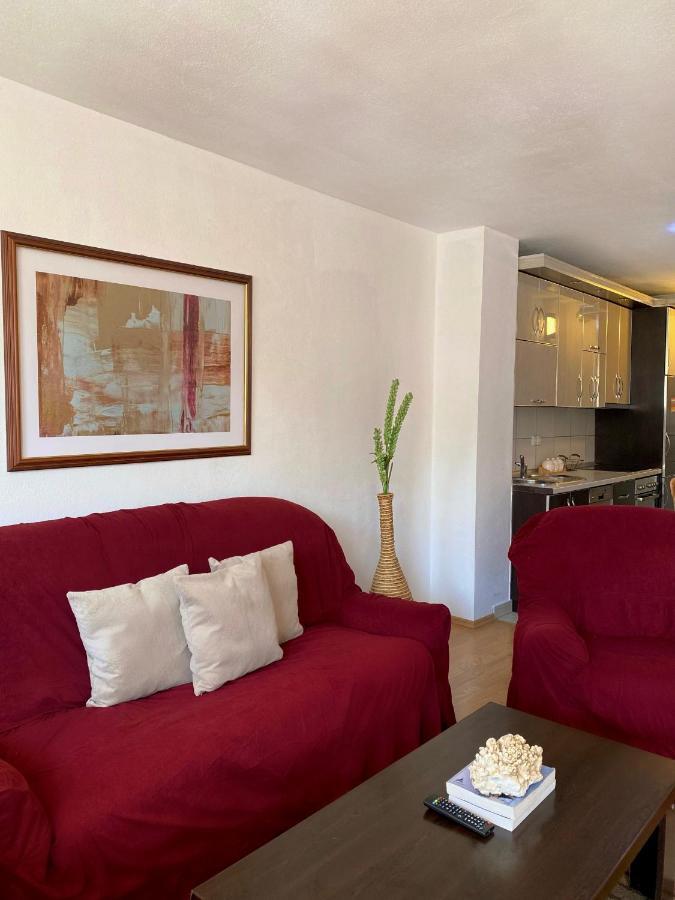 Zogu Apartments - City Center Pristina Eksteriør billede